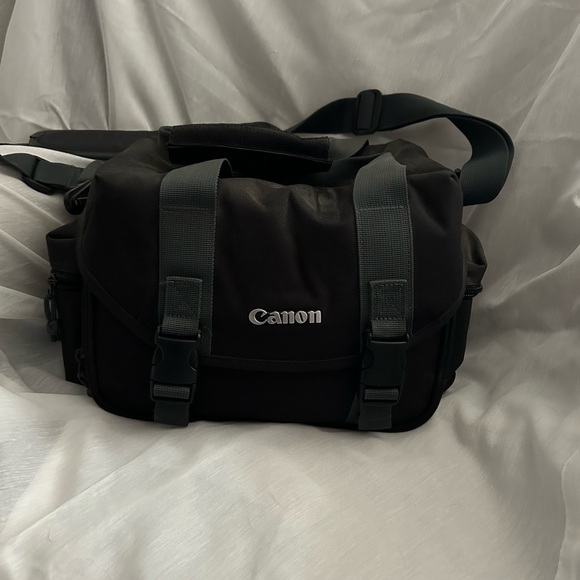 Canon Other - Canon Black Messenger Bag